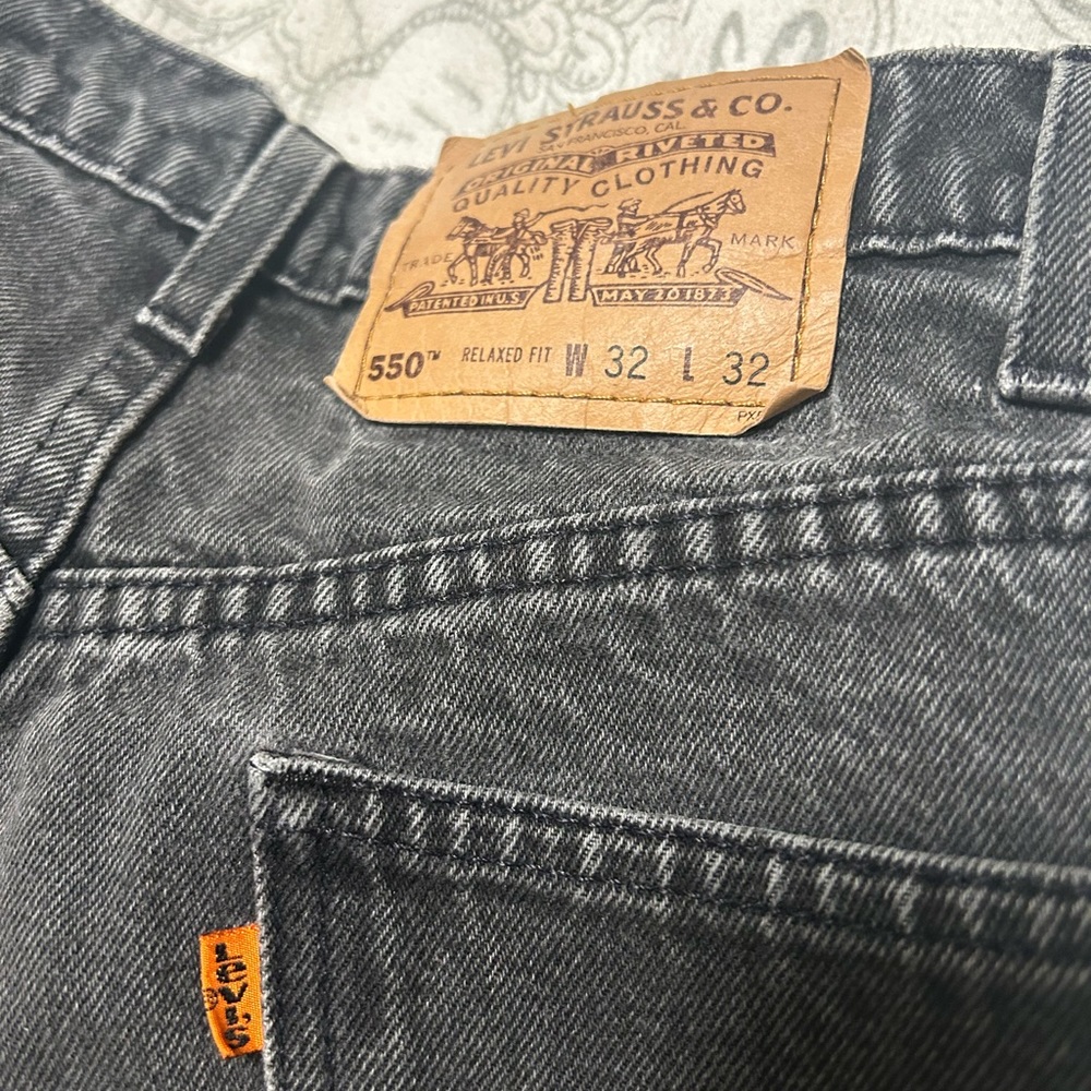 RARE orange tab 550 Levi straight leg denim